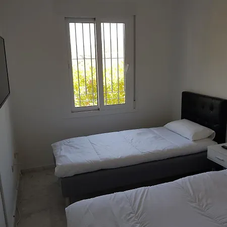 Luxury And Secluded Set In Valle Romano * Естепона